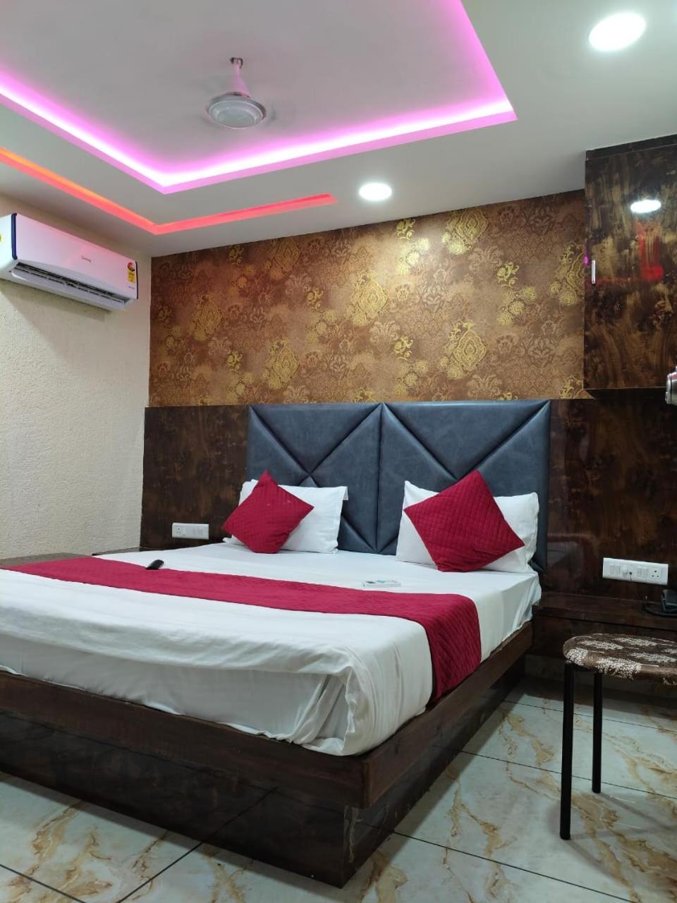 Guest house Raj Palace Ahmedabad
