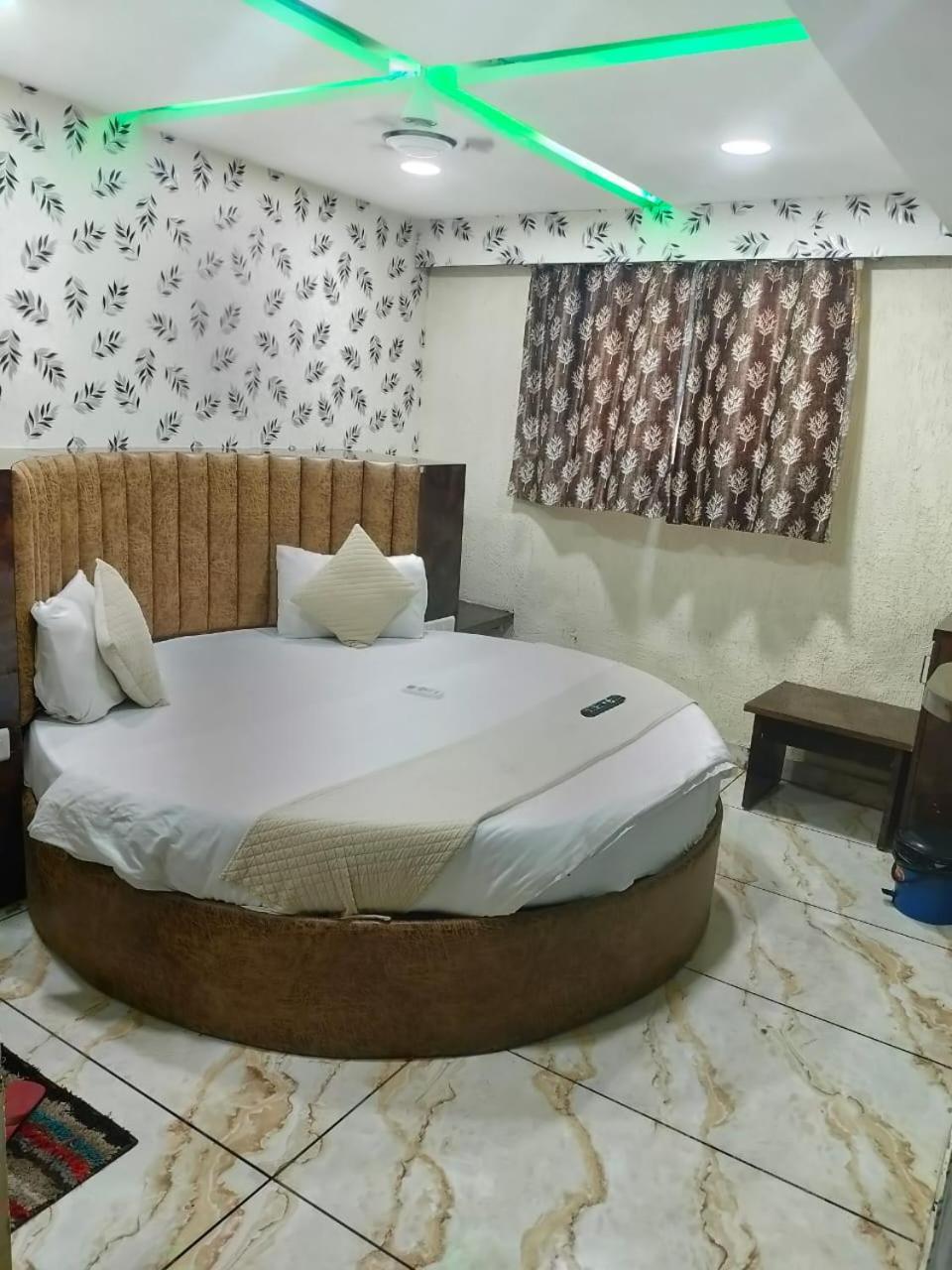 Raj Palace Guest house