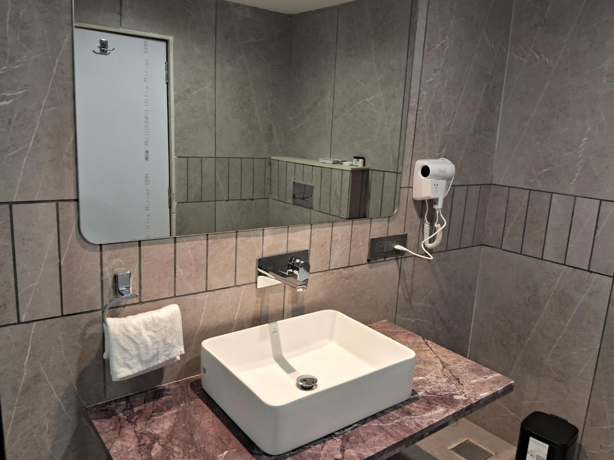 Hotel The Parterre Ahmedabad