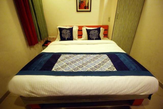 Royal Apple Hotel Ahmedabad