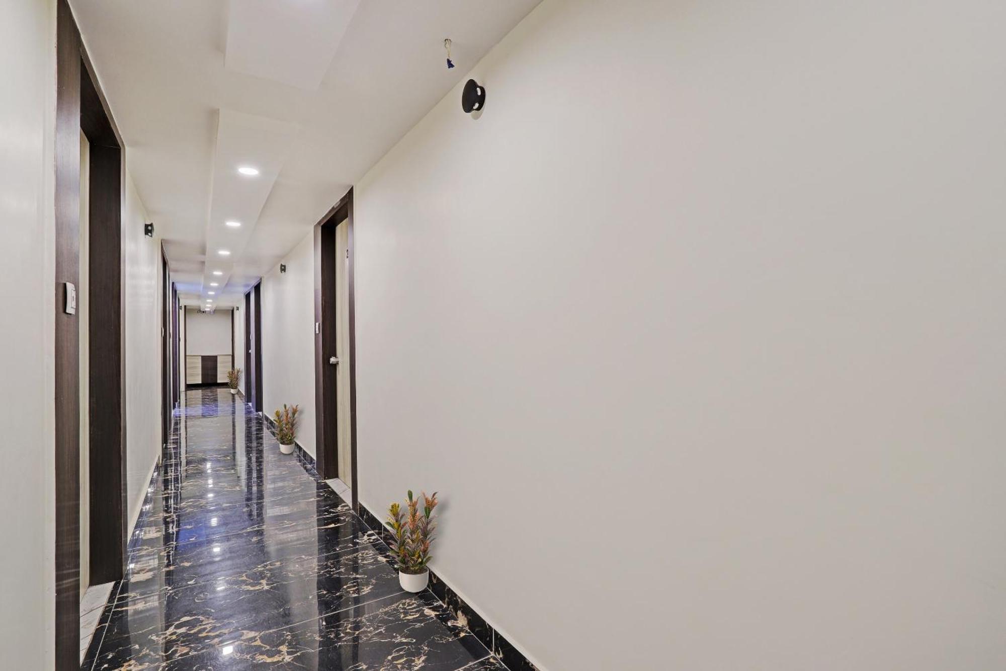 Hotel O Royal S1 3* Ahmedabad