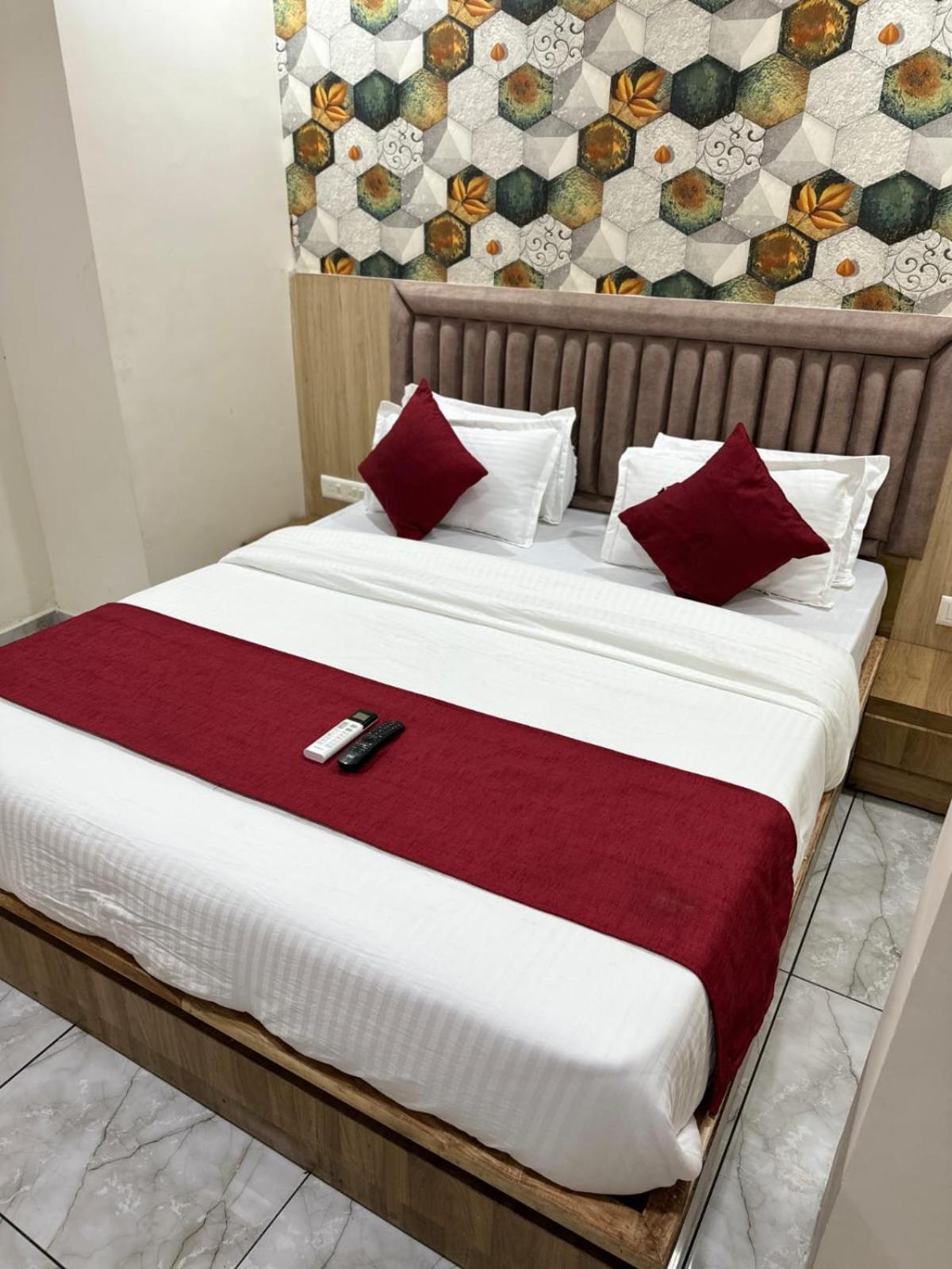 Hotel Alpine 2*