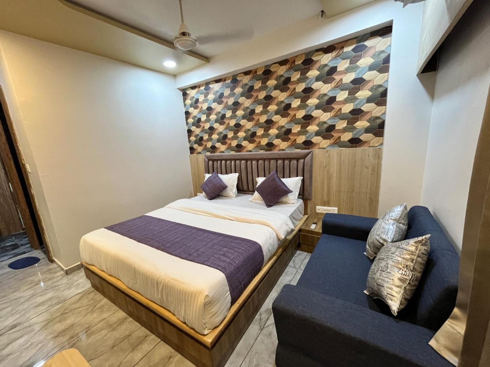 Alpine 2* Ahmedabad