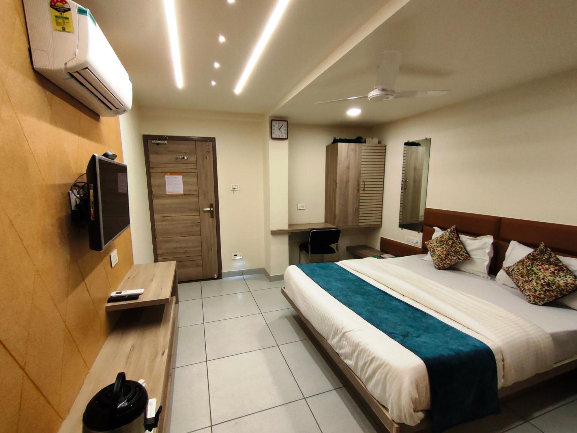 Hotel Kinara 2*