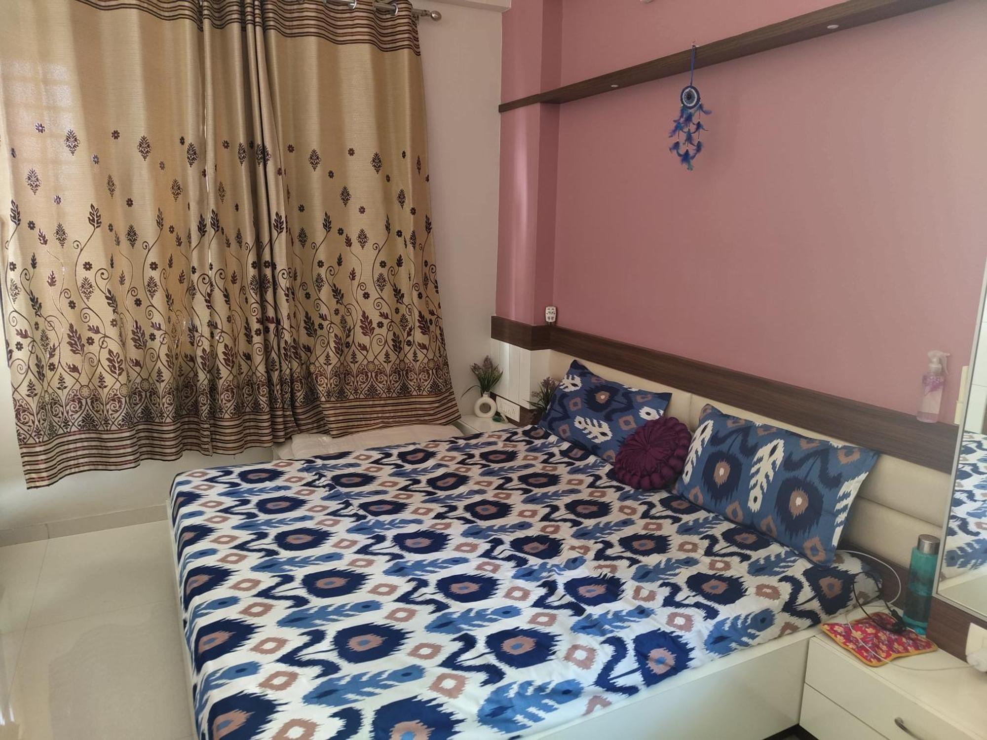 2bhk Flat, Near Stadium, Coldplay Apartment *