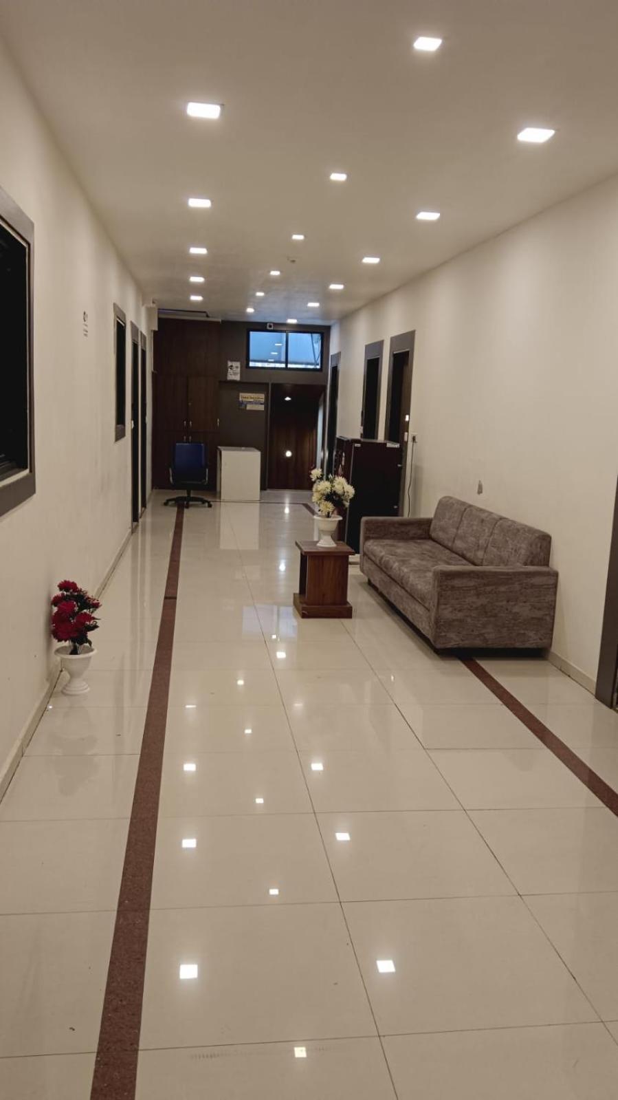 Hotel Govindam Palace, Shahibag, Ahmedabada Ahmedabad