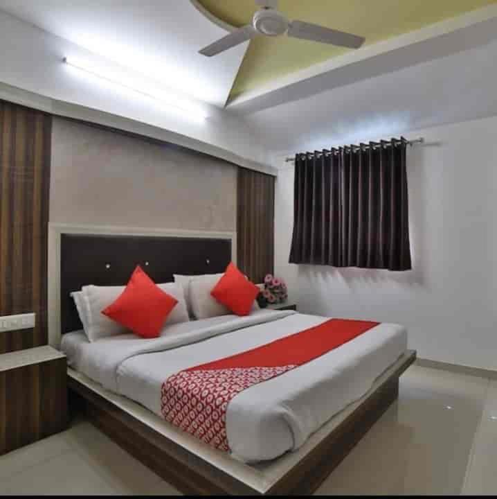 Hotel New Sun In Ahmedabad