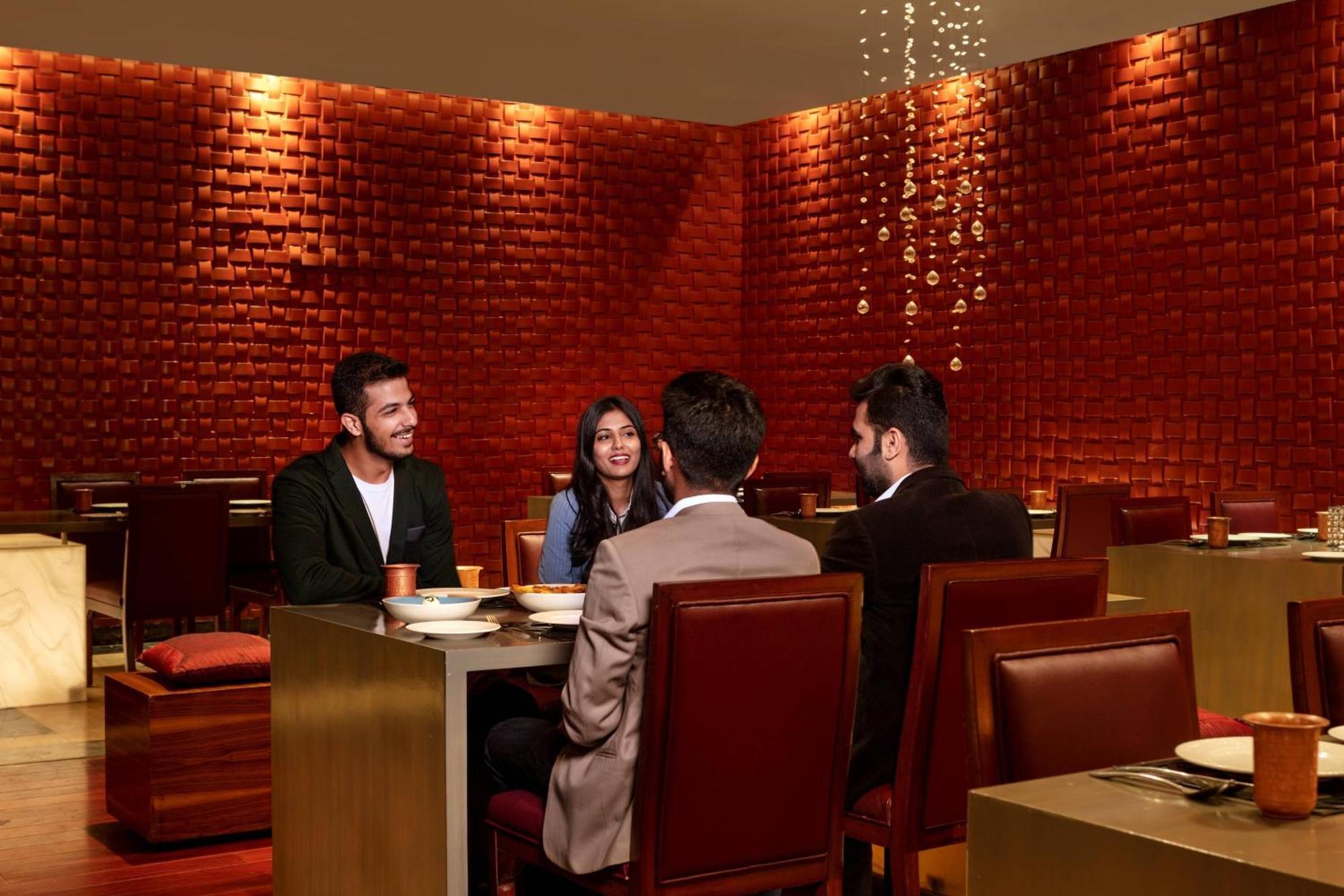 Courtyard By Marriott Hotel Ahmedabad