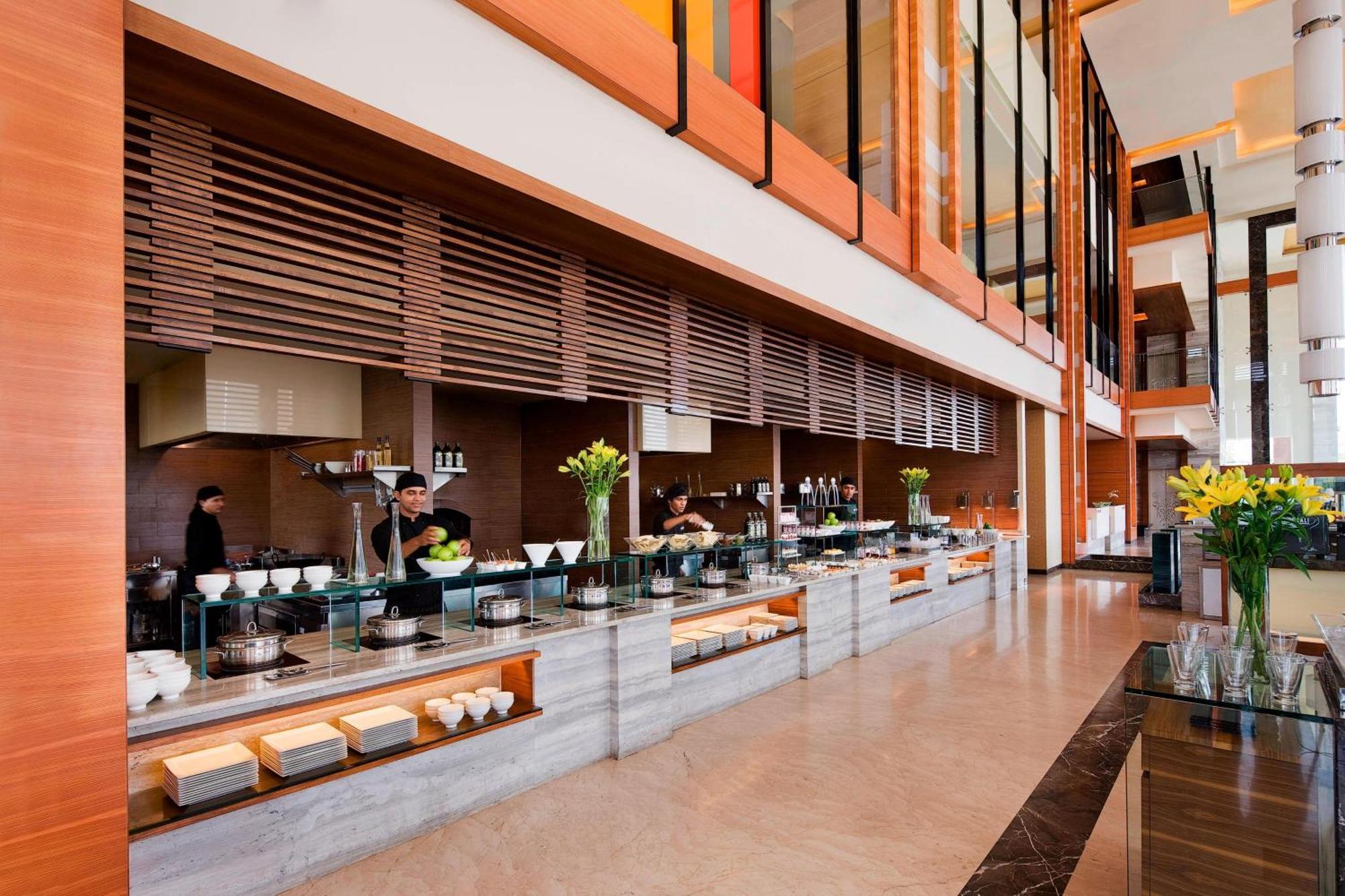 Courtyard By Marriott 5* Ahmedabad