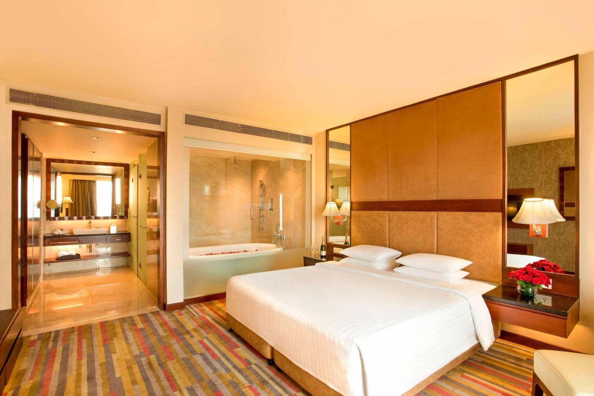 Hotel Courtyard By Marriott 5*