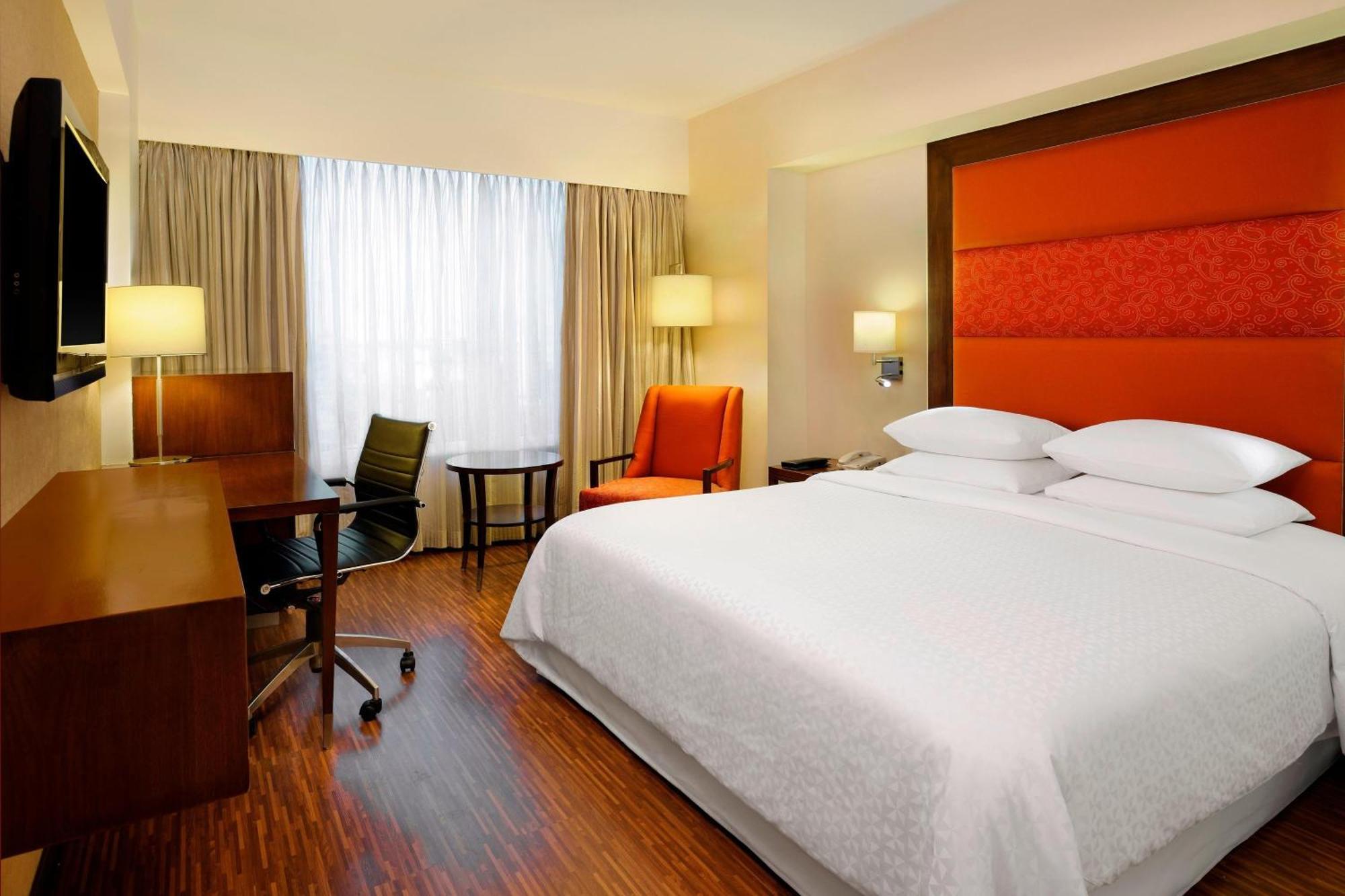 Four Points By Sheraton Ahmedabad