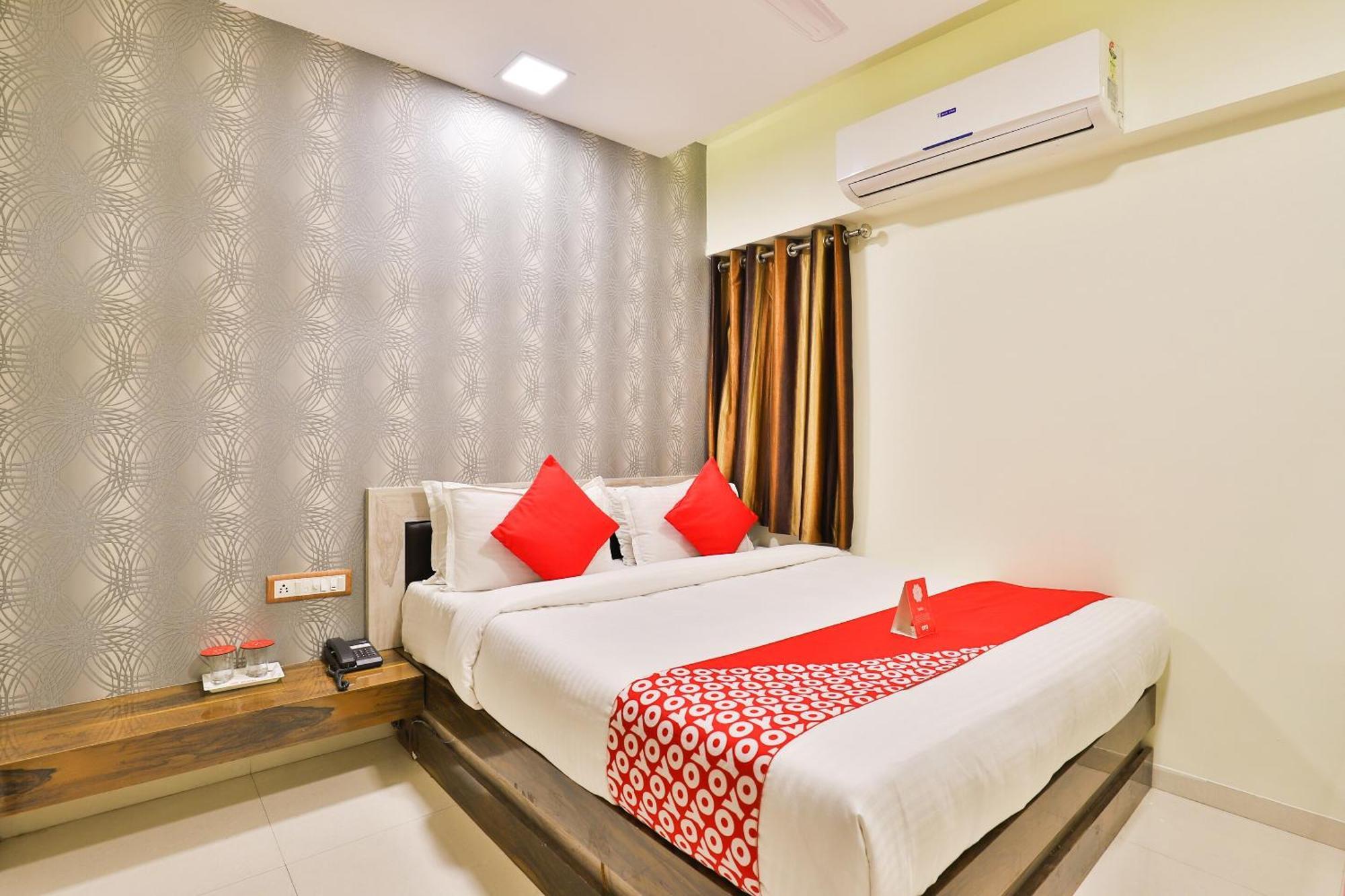 Hotel O Red Apple Ahmedabad