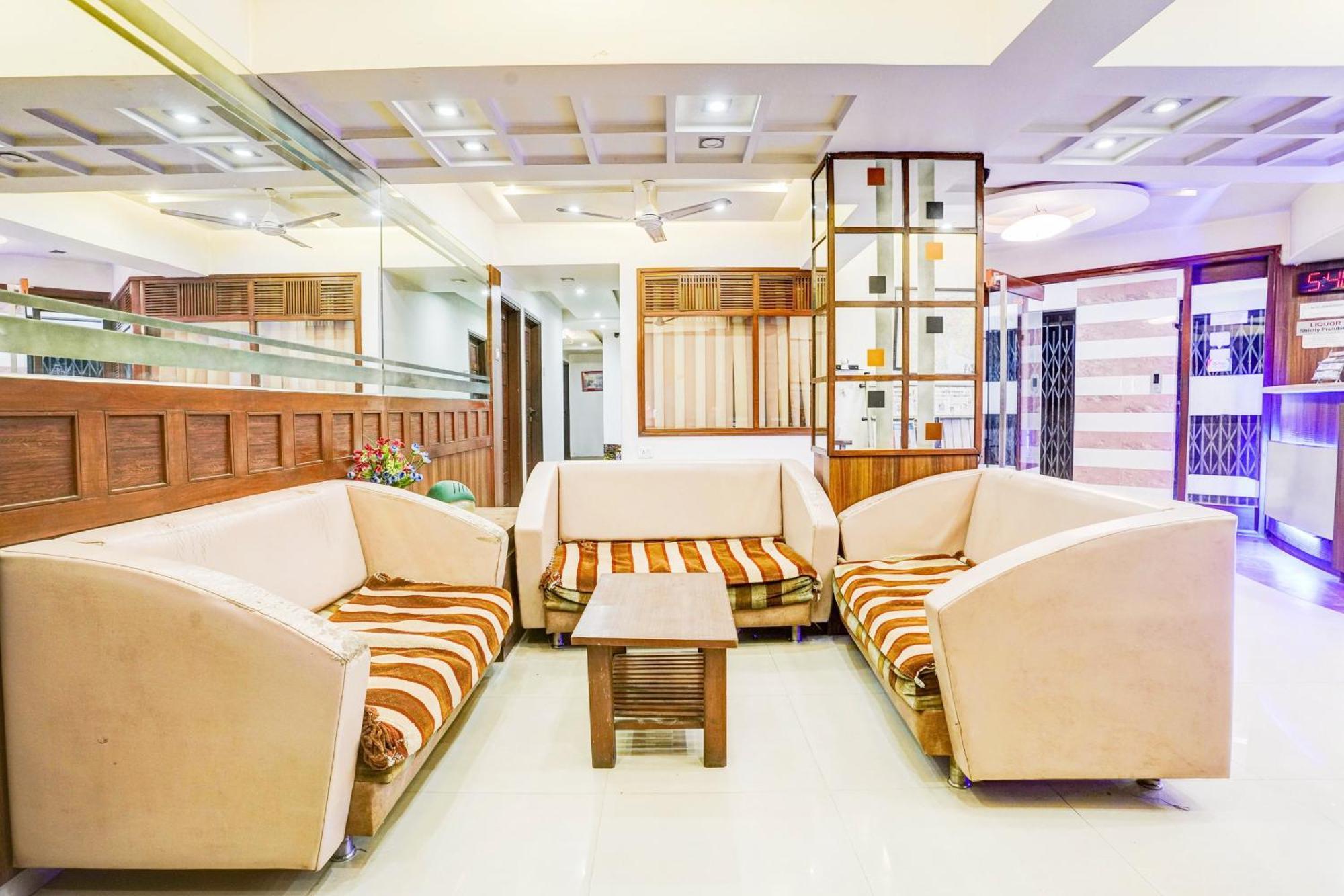 Hotel O Shanti Sadan Ahmedabad