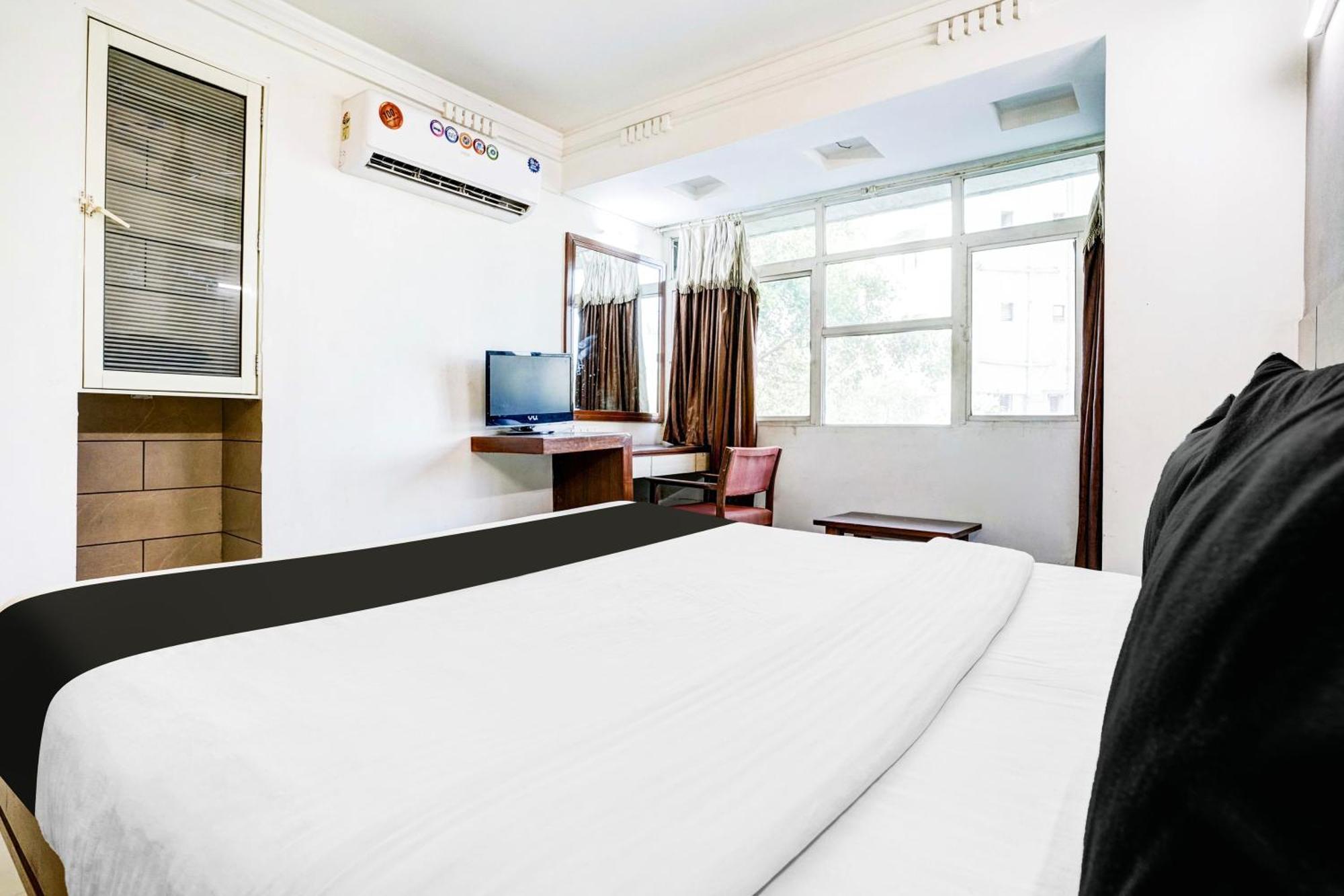 O Shanti Sadan Hotel 3*