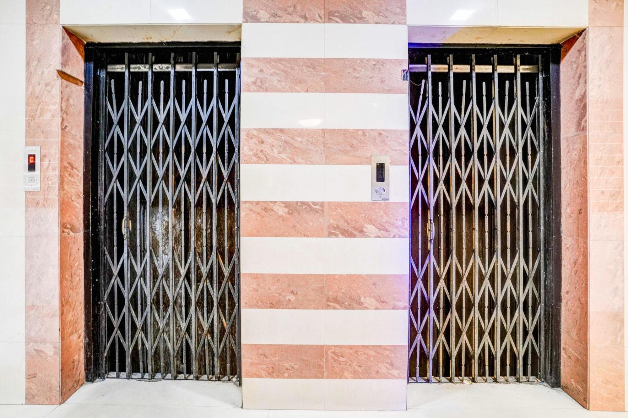 Hotel O Shanti Sadan Ahmedabad