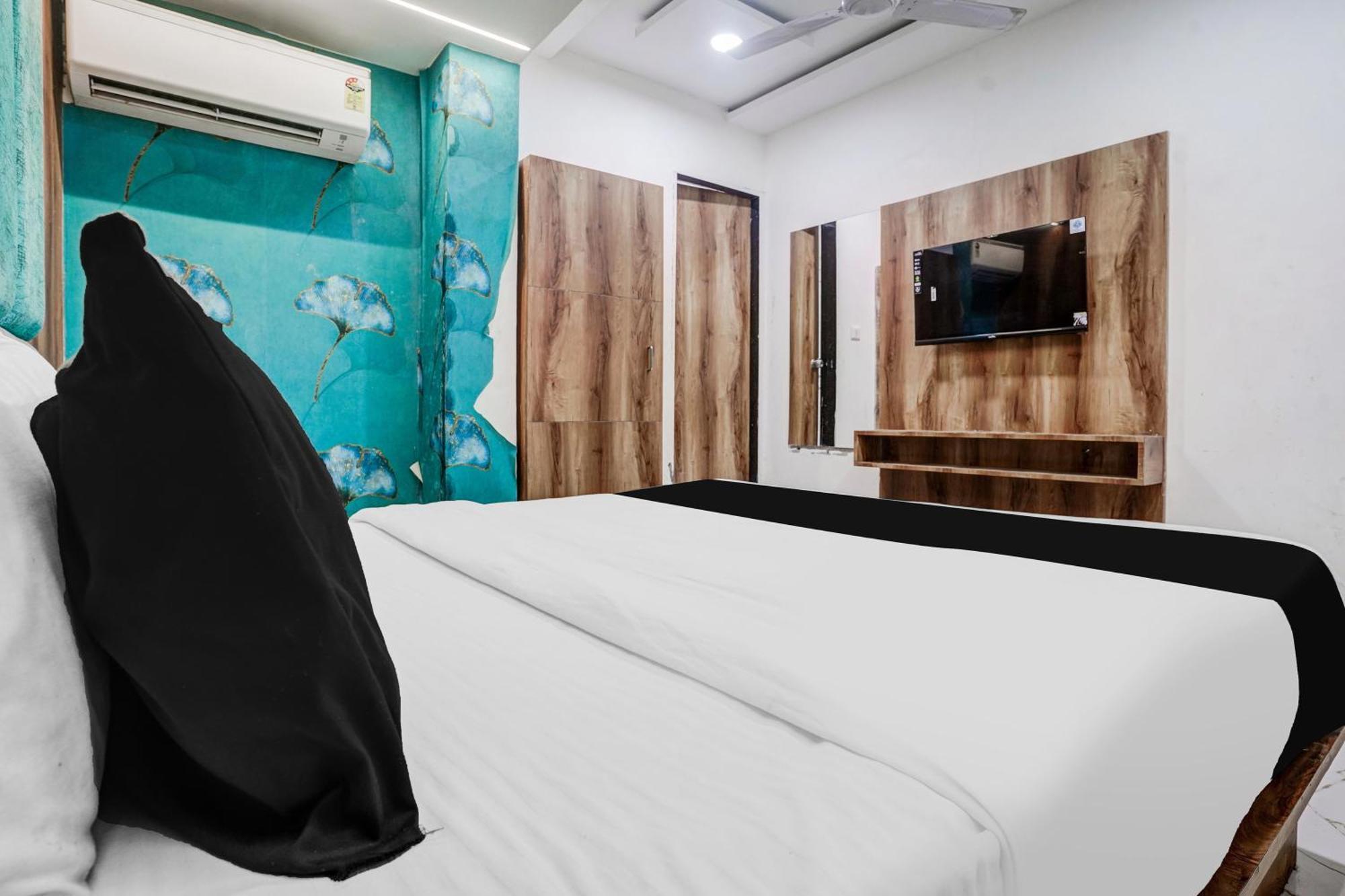 Super Collection O Maninagar Near Railway Station Formerly A1 Residency 3* Ahmedabad