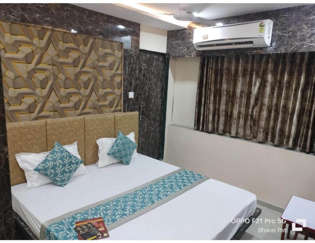 Dreamlandd, Homestay