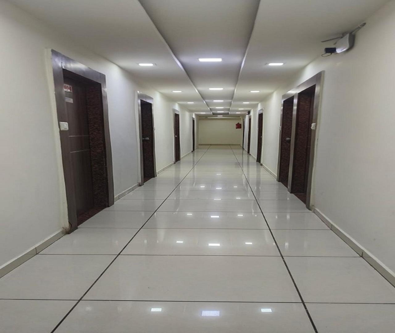 Nest View Hotel *