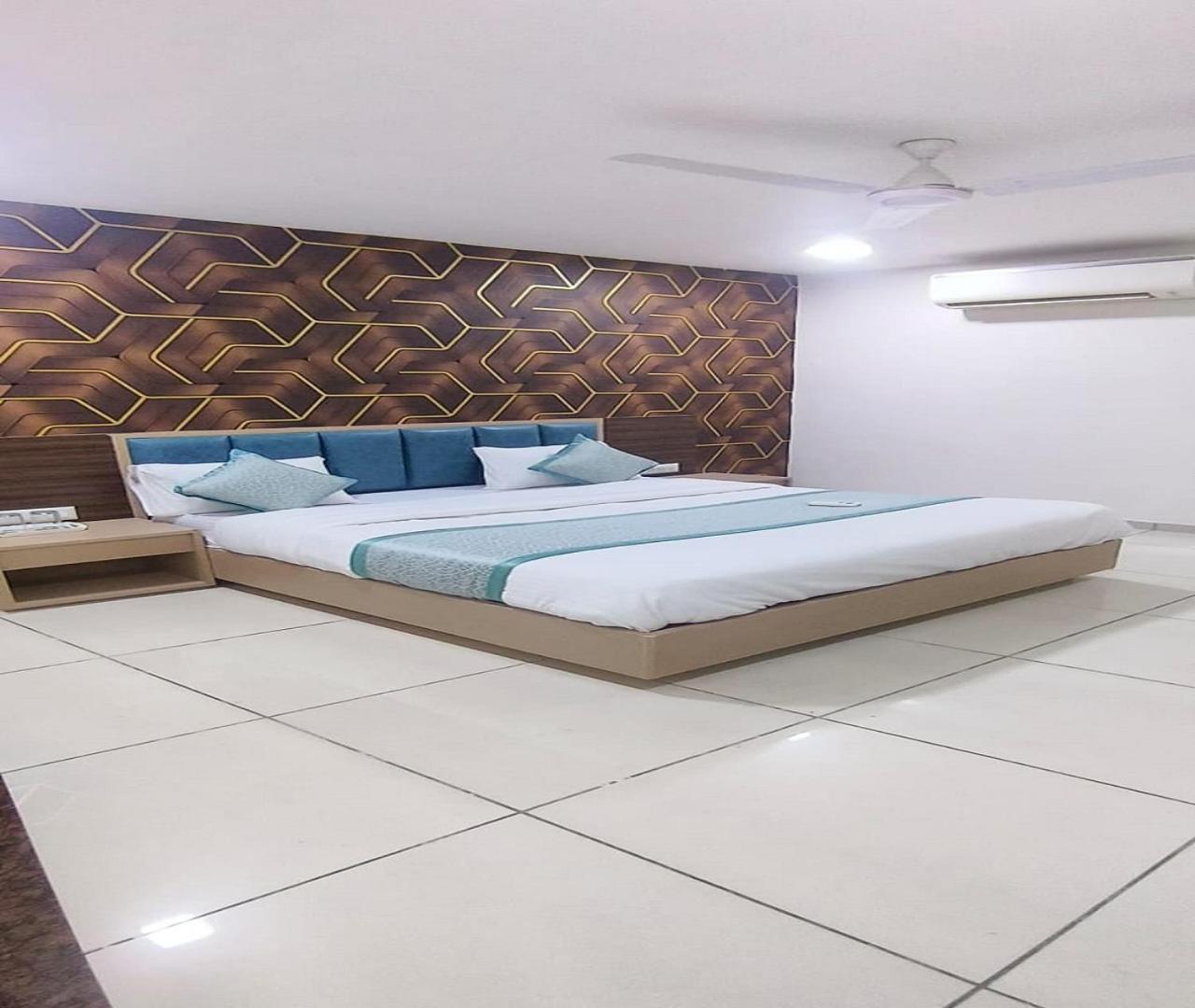 Hotel Nest View Ahmedabad