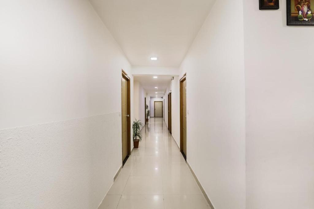 Veejay Hotel Ahmedabad