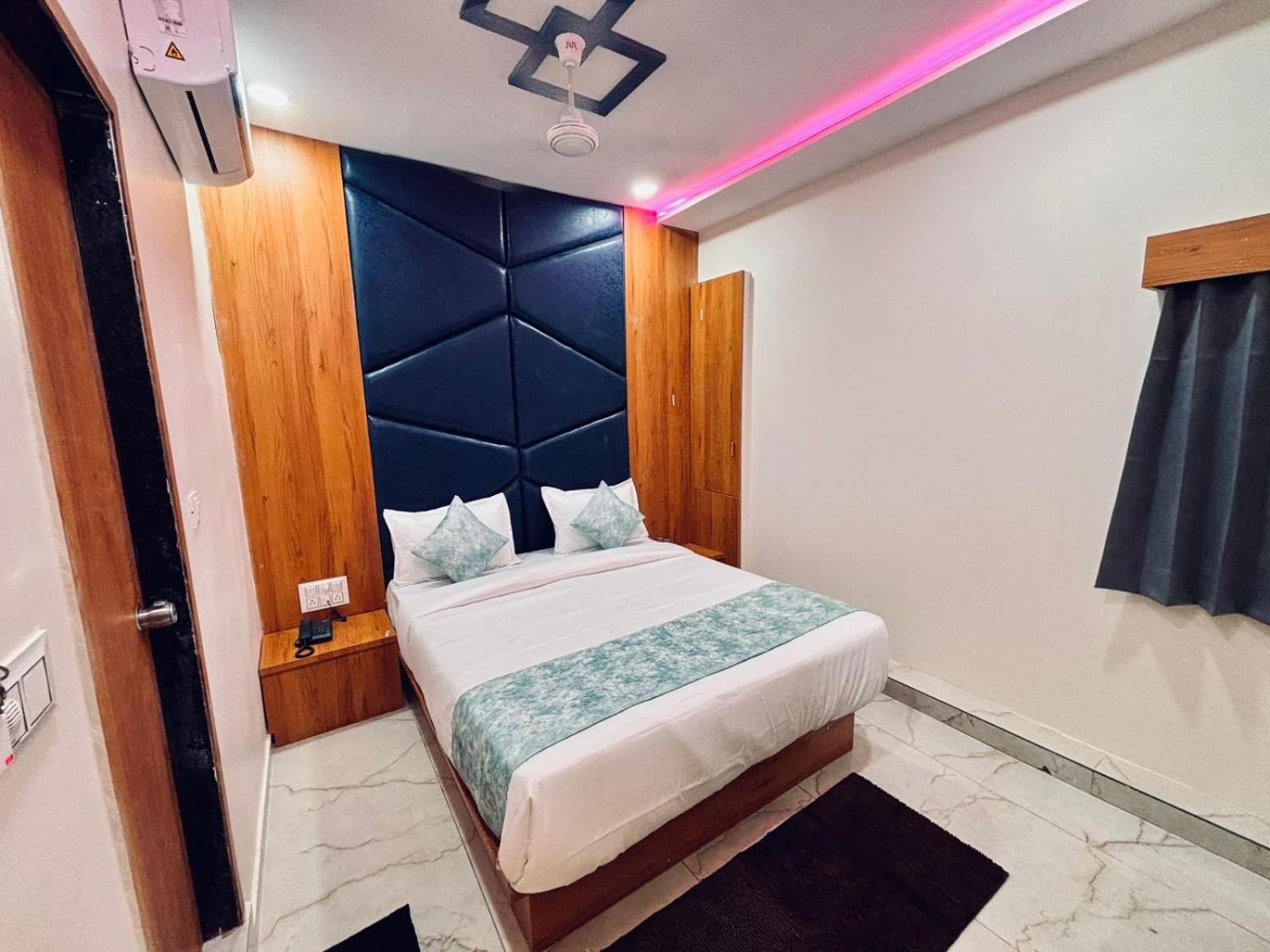 Palm Residency