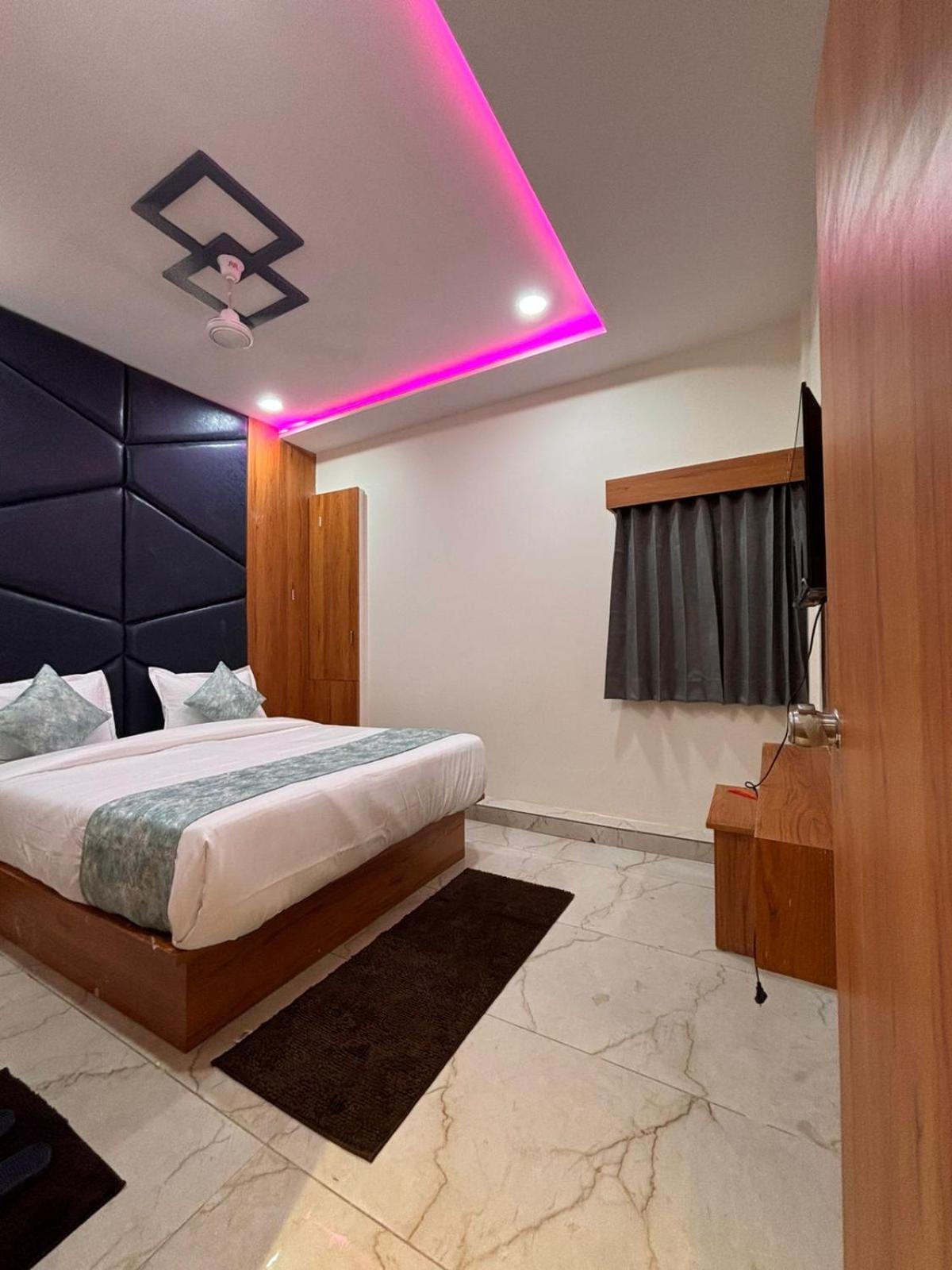 Palm Residency Hotel