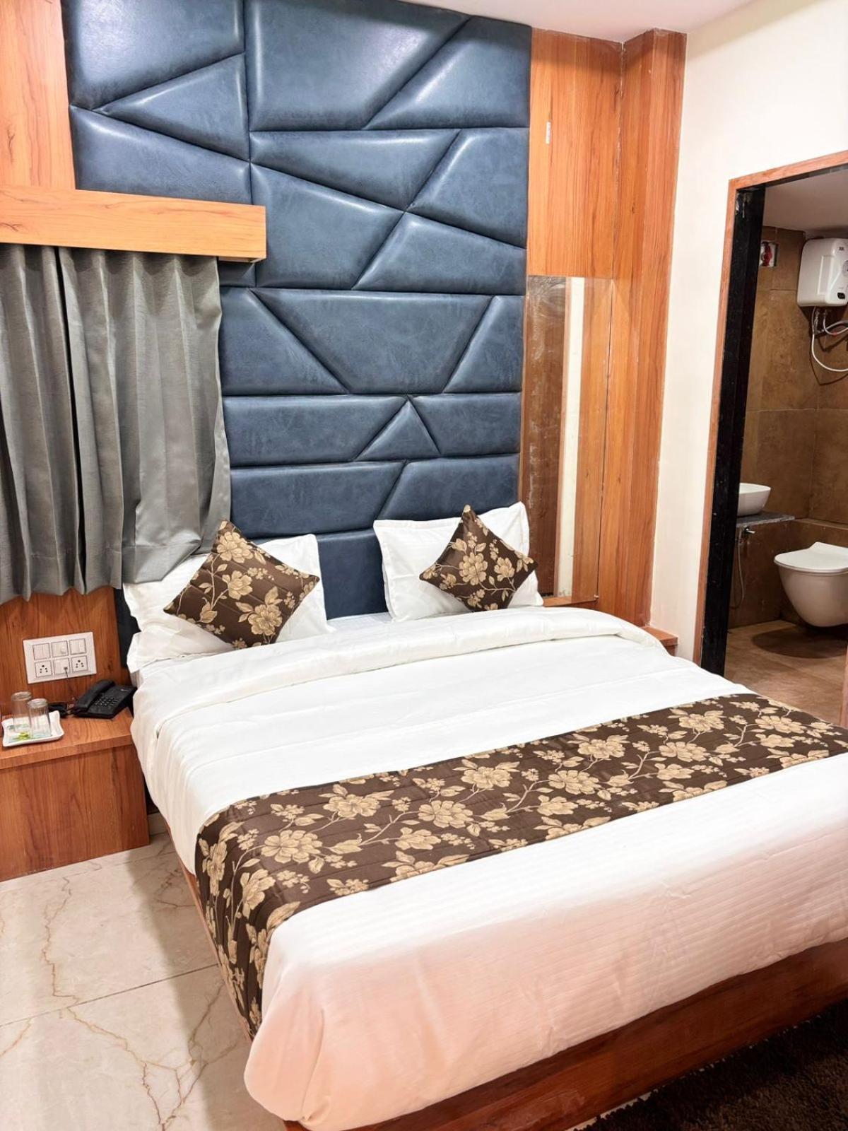 Palm Residency