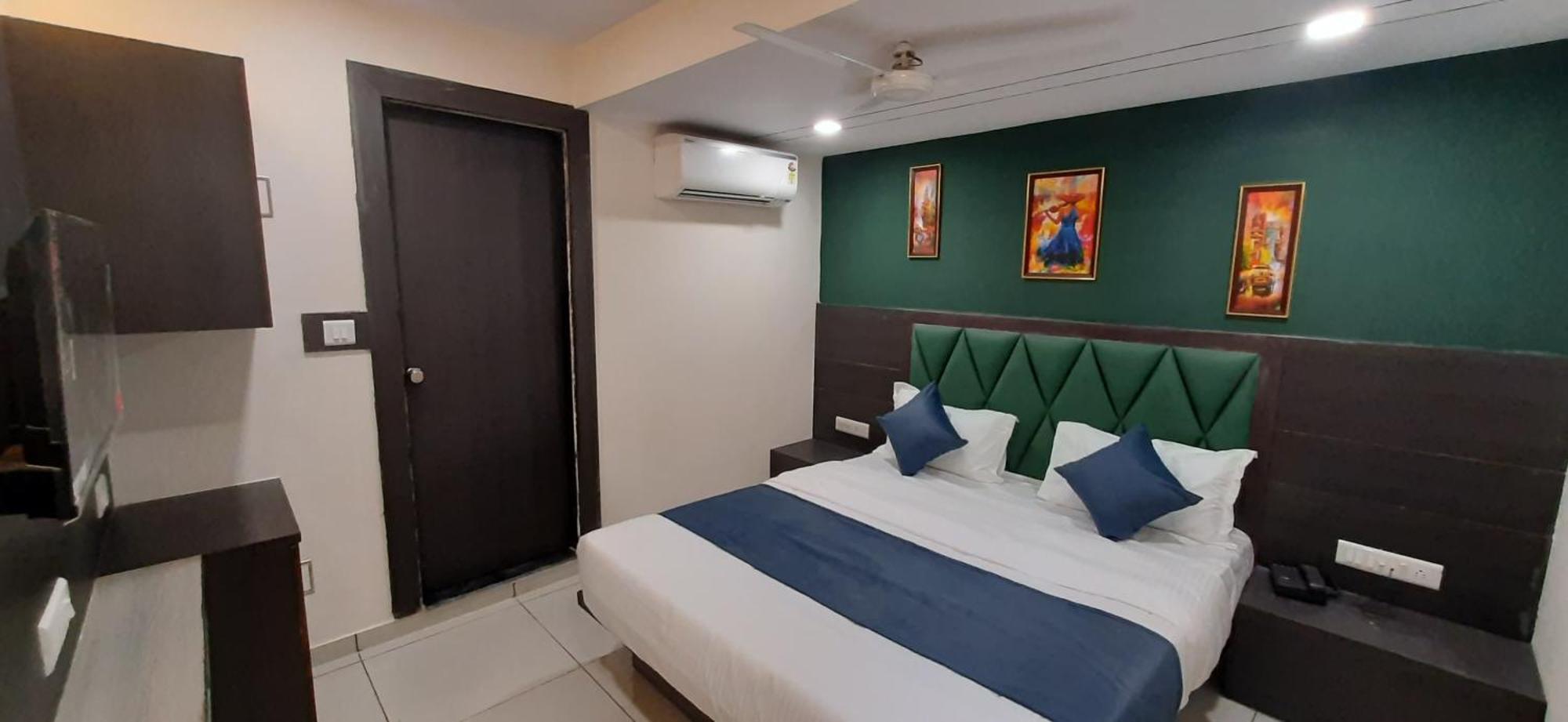 Sunview Hotel Ahmedabad