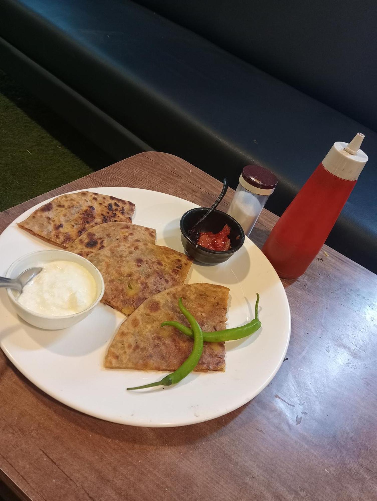 Hotel Avadh Palace, Subhash Bridge, Rto Circle, Ahmedabad