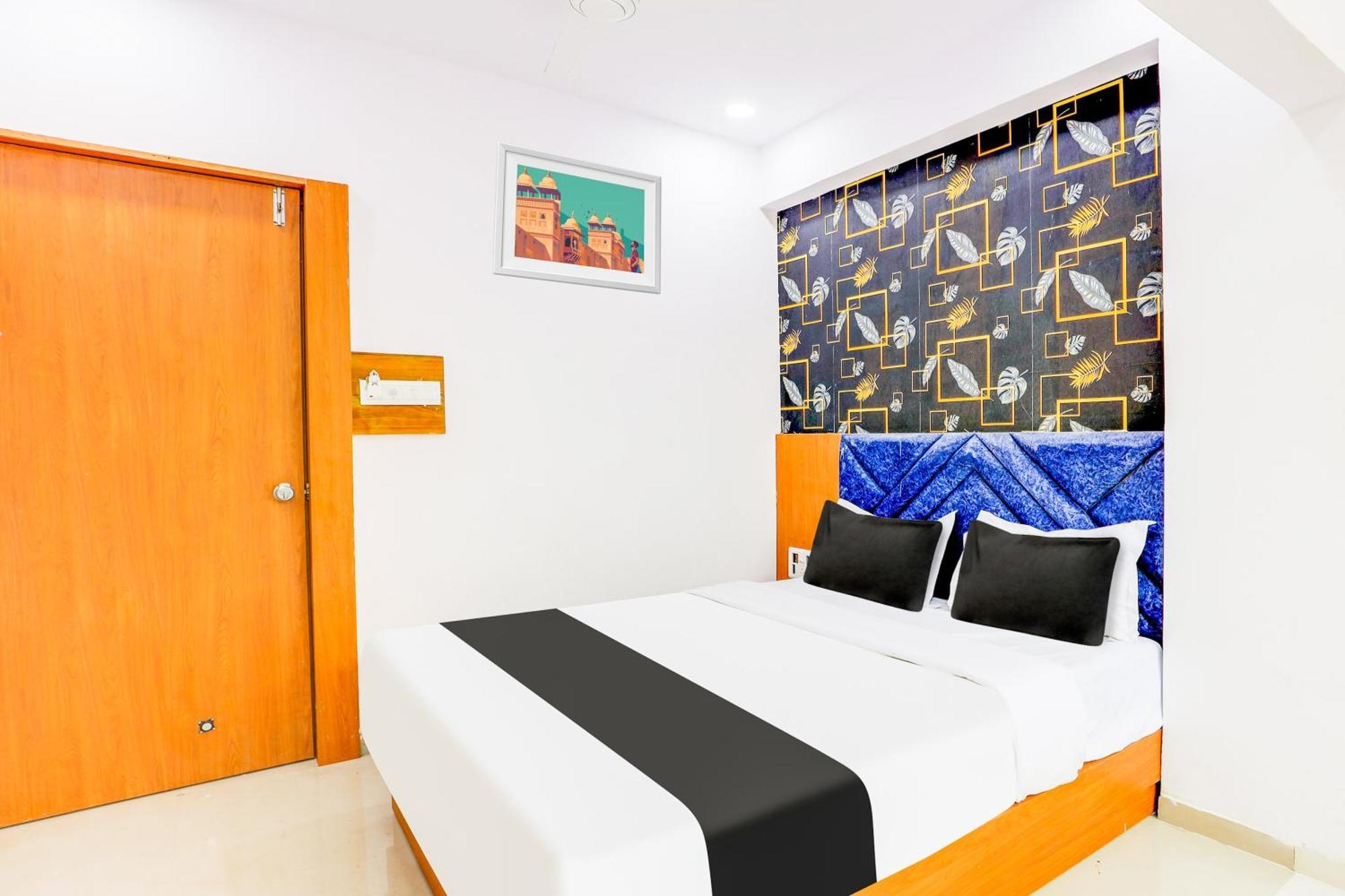 O Neelkanth Palace Hotel Ahmedabad