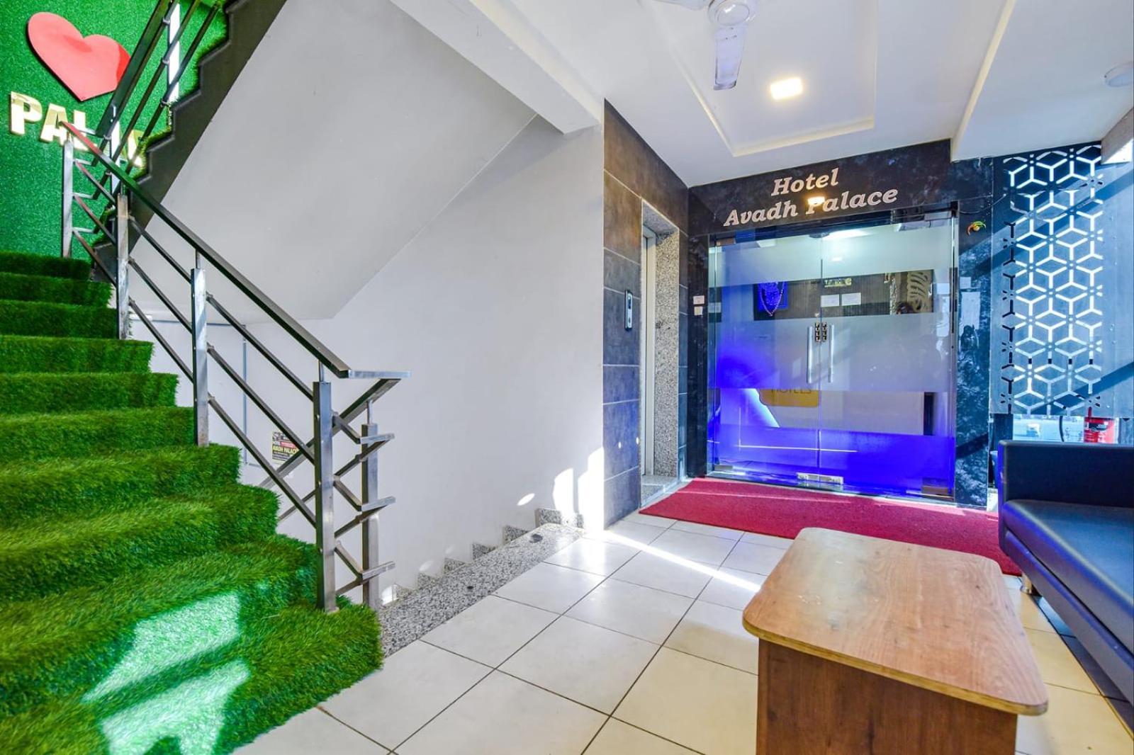 Hotel Avadh Palace, Subhash Bridge, Rto Circle, Ahmedabad Ahmedabad