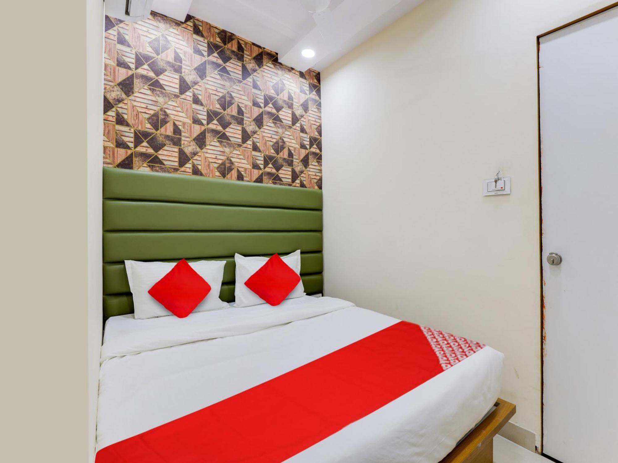 O Kb 4* Ahmedabad