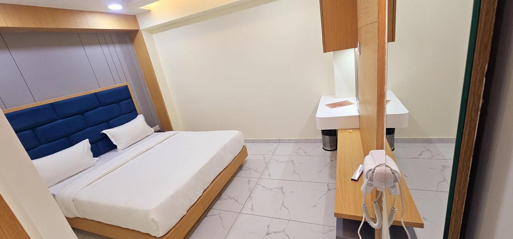 Hotel Shivalik Ahmedabad