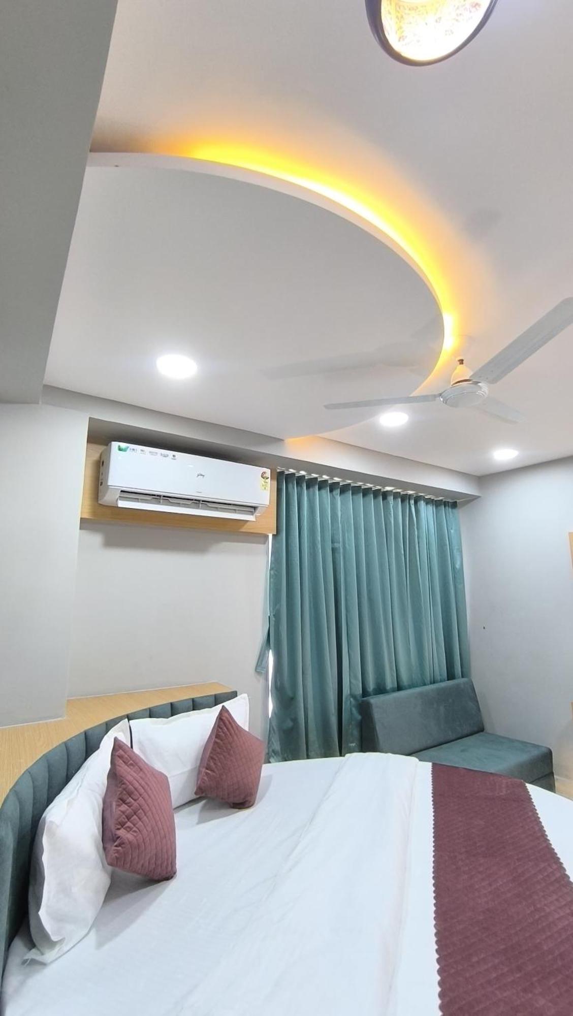 The Legend Hotel 3*