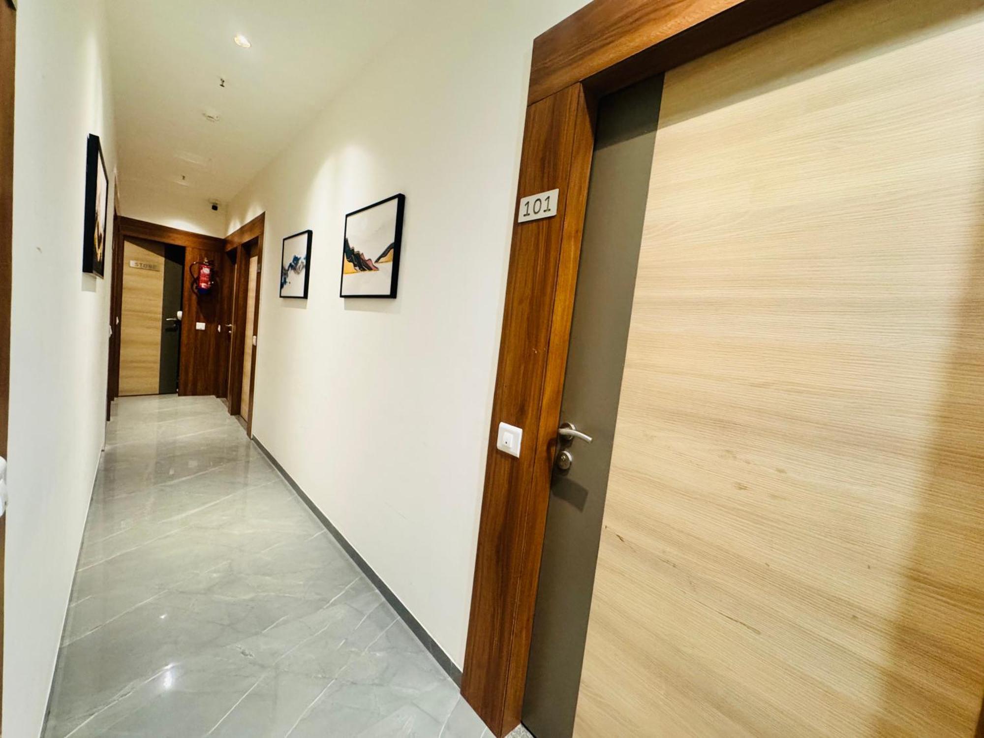 Legend Hotel Ahmedabad