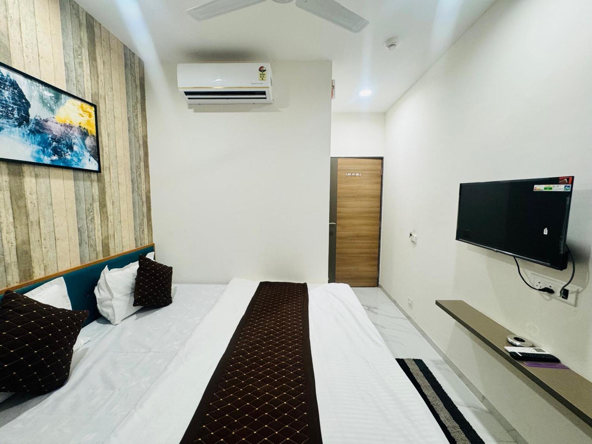 Hotel Legend Ahmedabad