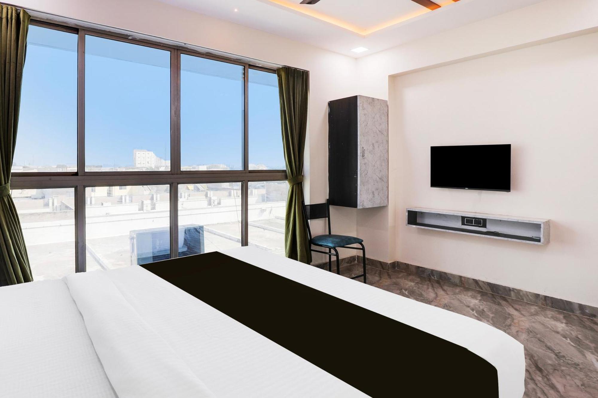 Collection O Odhav Formerly King Palace Hotel 3*