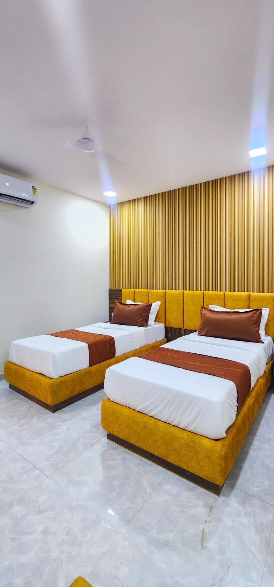 Nova Blue Hotel Ahmedabad