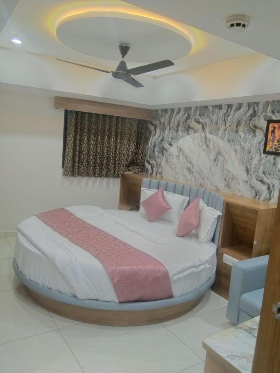 Rk Icon Bed & Breakfast