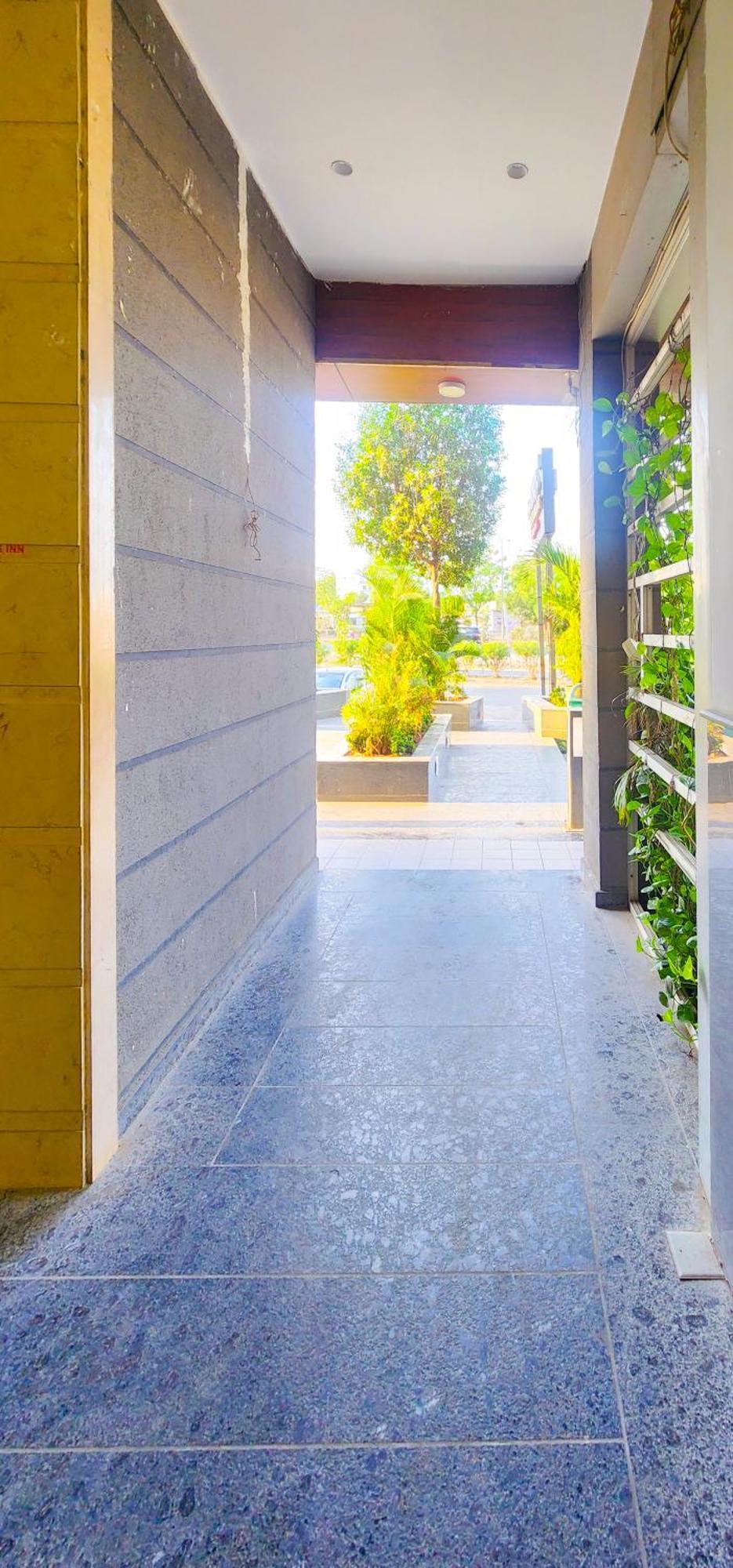 Nova Blue Hotel Ahmedabad