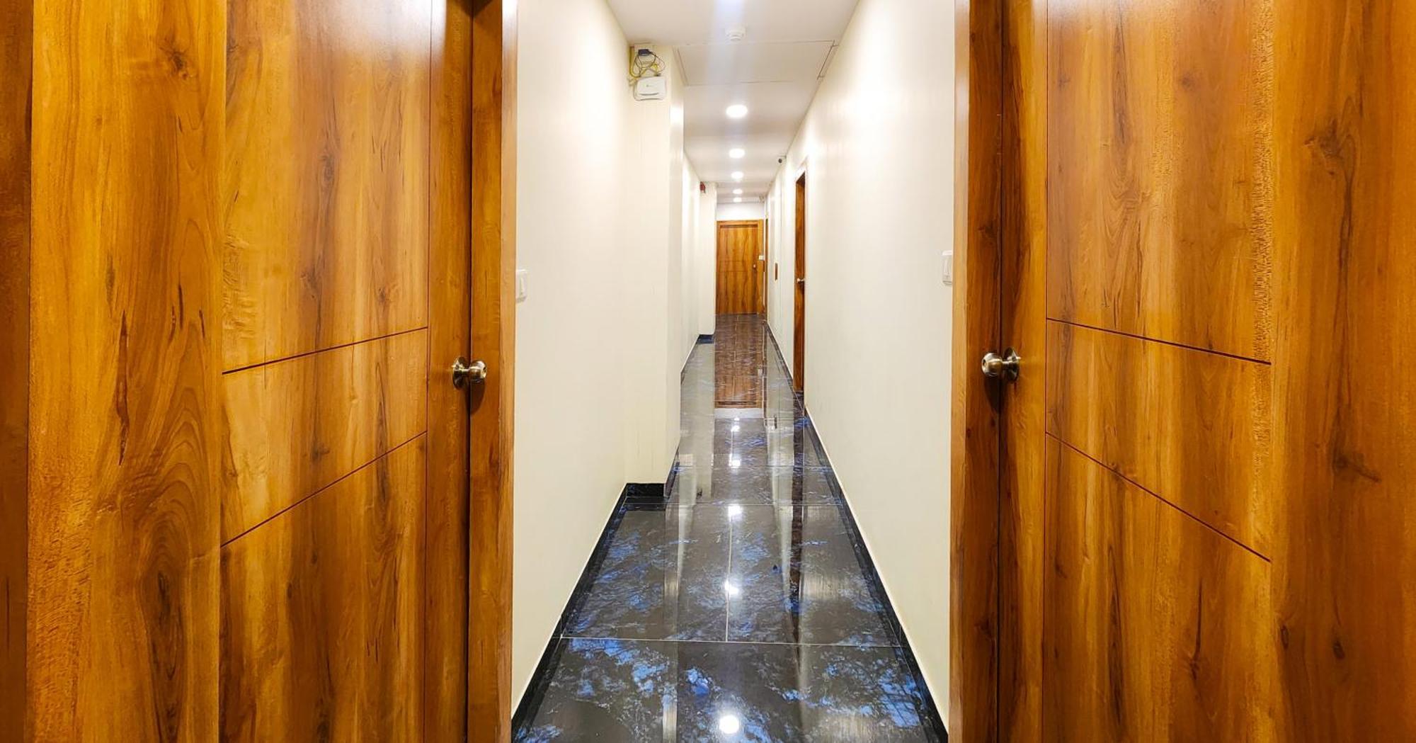 Hotel Nova Blue Ahmedabad