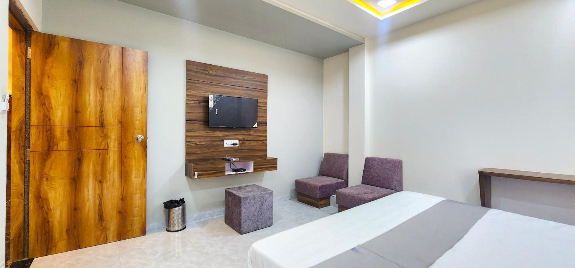Hotel Nova Blue Ahmedabad