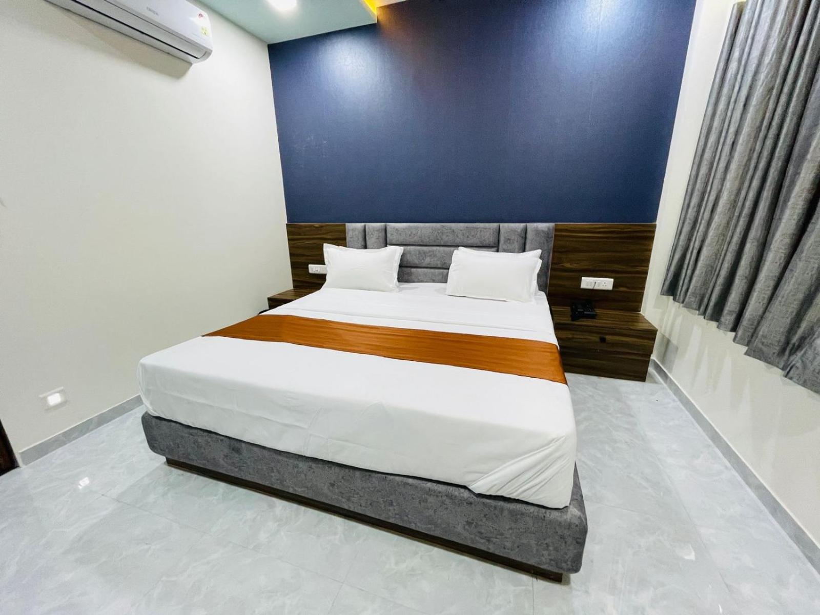 Nova Blue Hotel