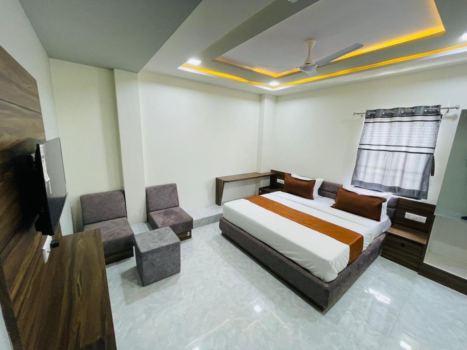 Nova Blue 3* Ahmedabad