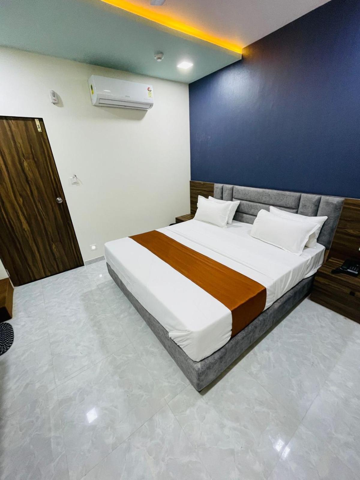 Nova Blue Hotel