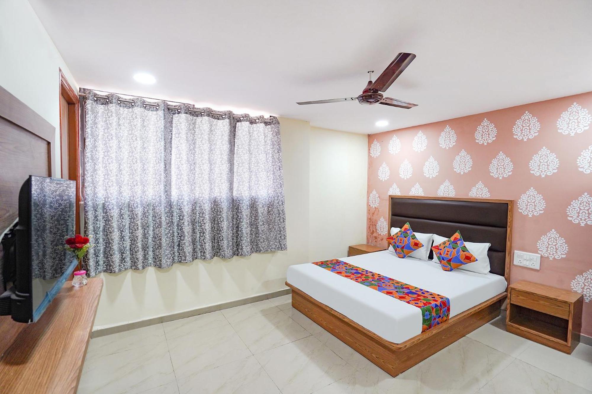 Hotel Fabhotel The Lead Ahmedabad