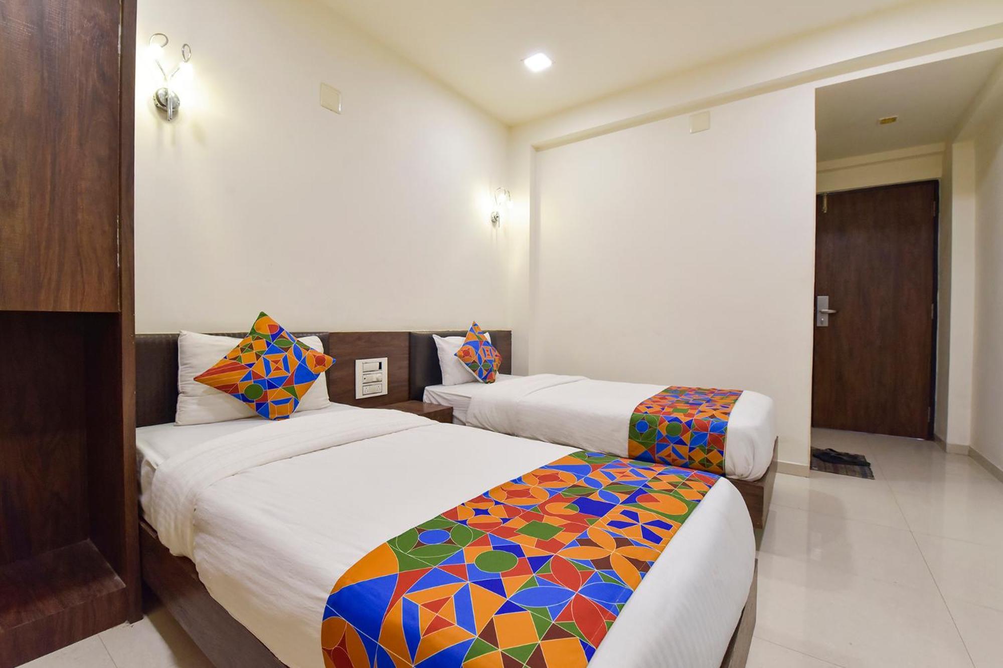 Fabhotel A1 Plaza Hotel Ahmedabad