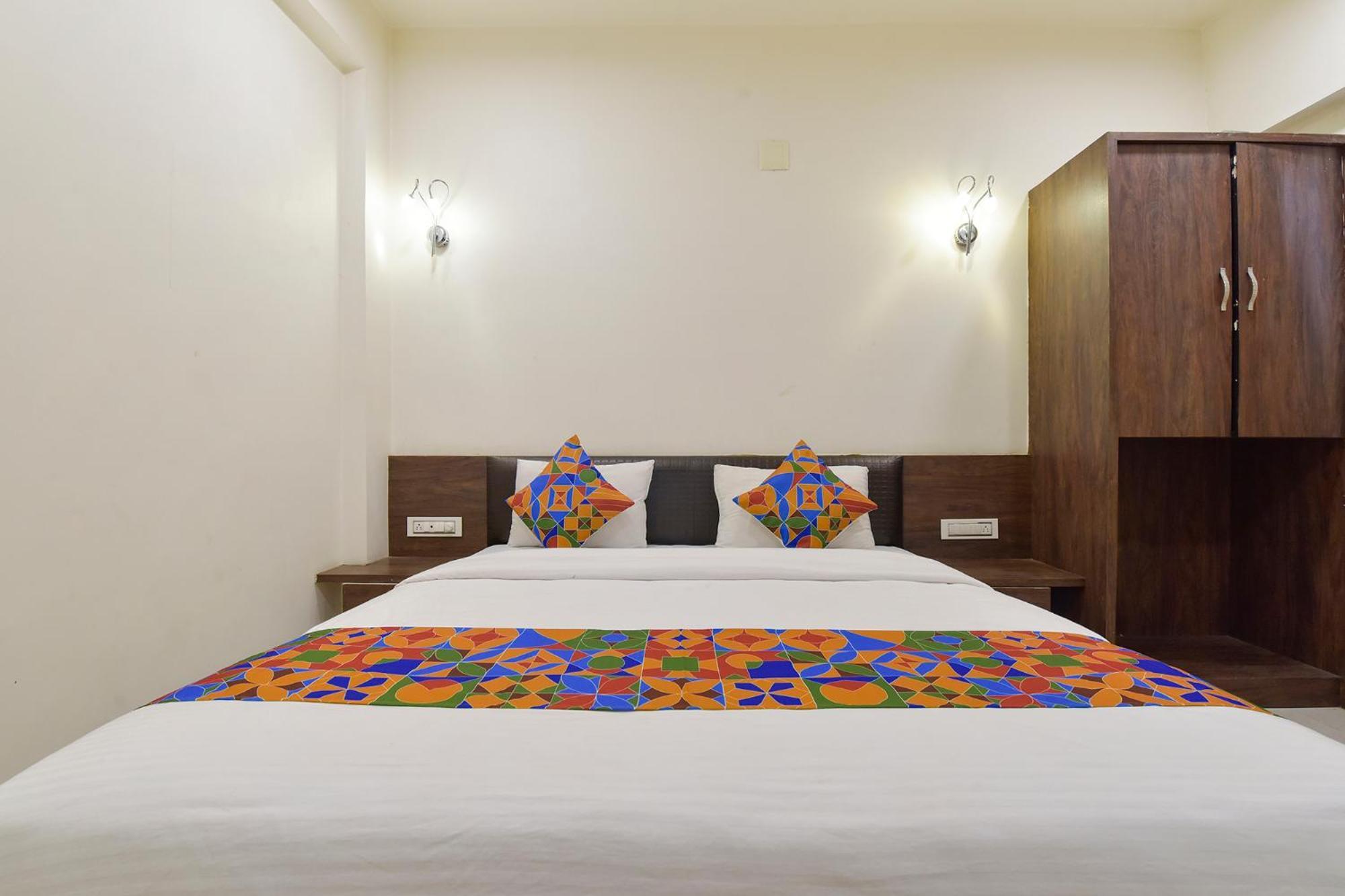 Fabhotel A1 Plaza Ahmedabad