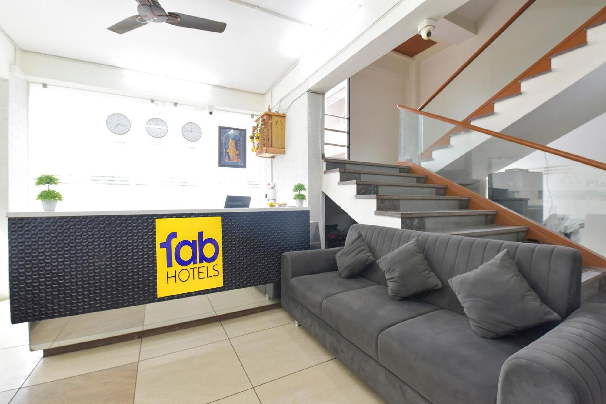 Fabhotel A1 Plaza Hotel