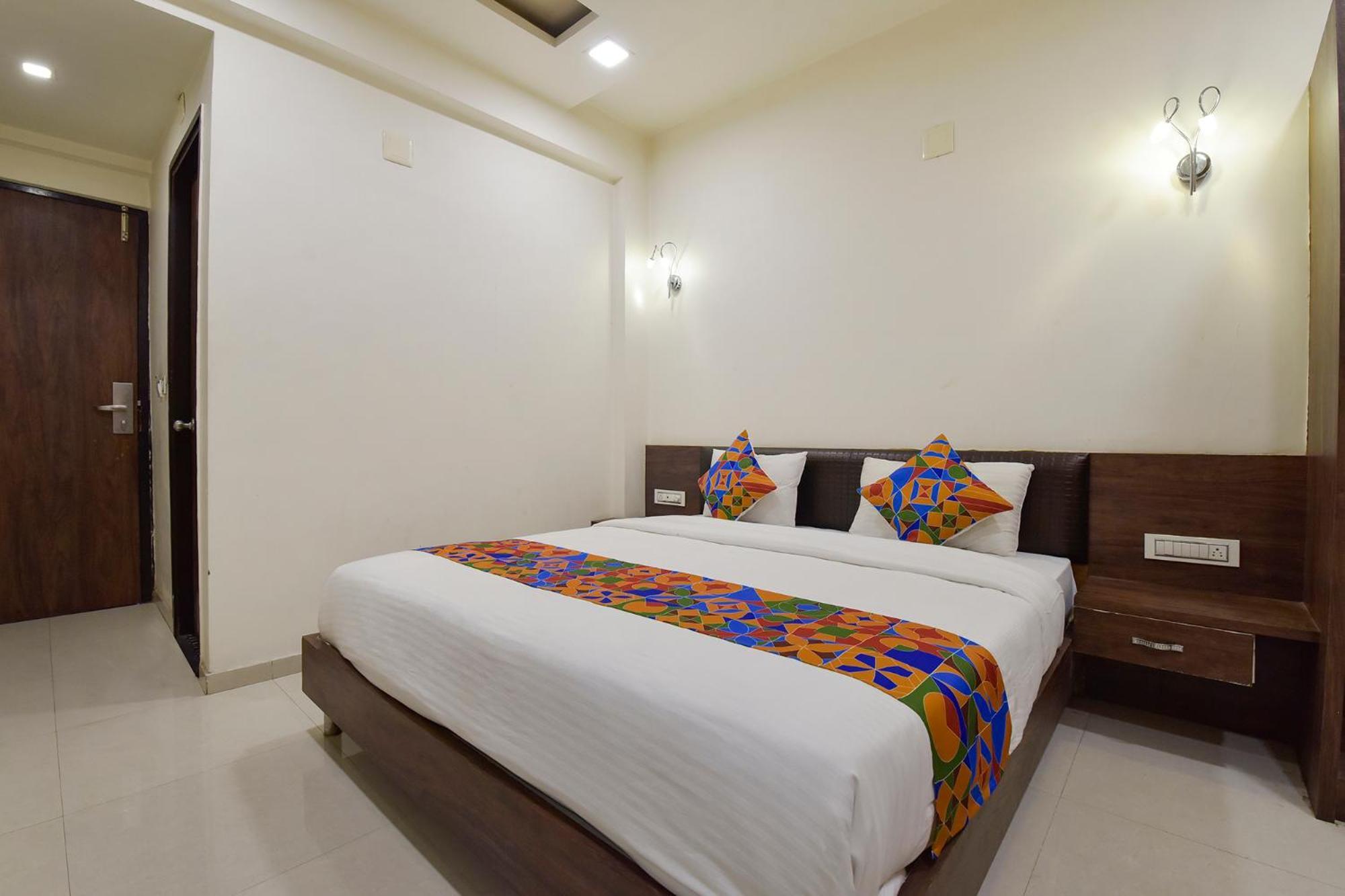 Hotel Fabhotel A1 Plaza